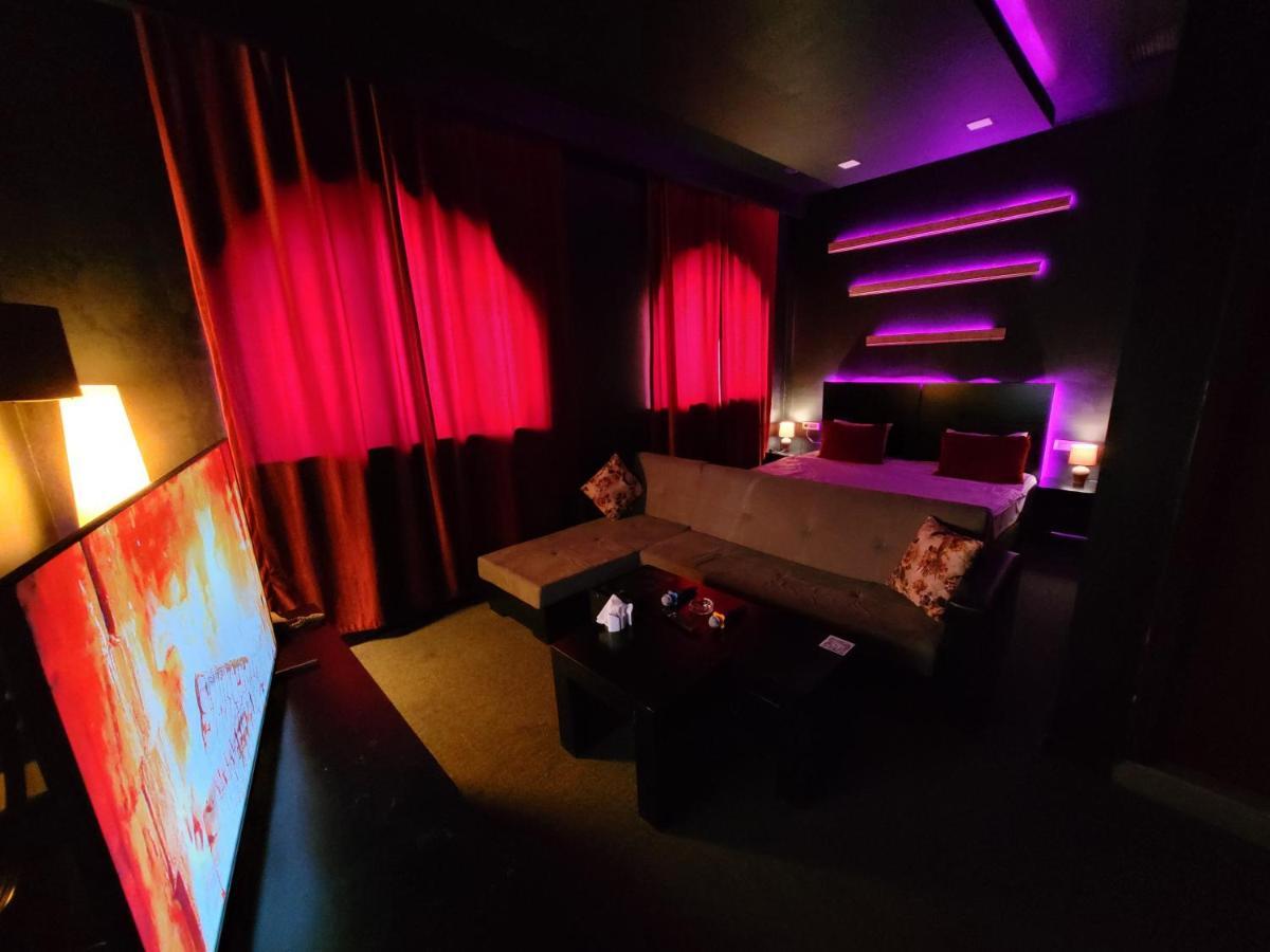 Cinema Plaza Hotel バクー エクステリア 写真