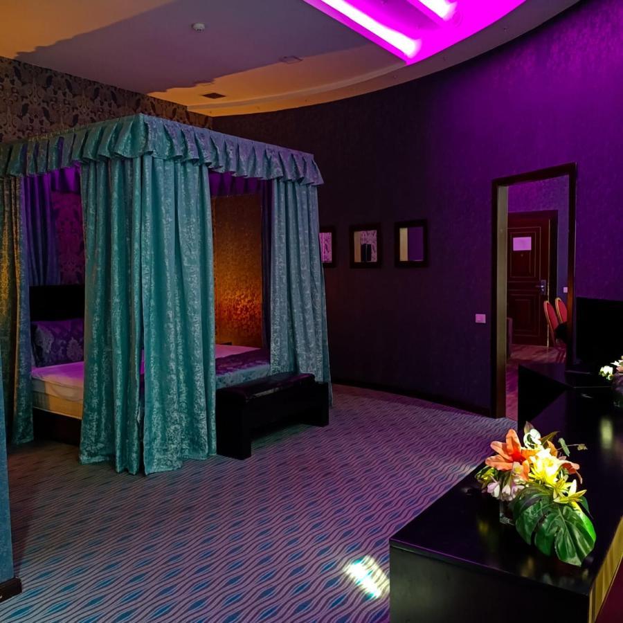 Cinema Plaza Hotel バクー エクステリア 写真