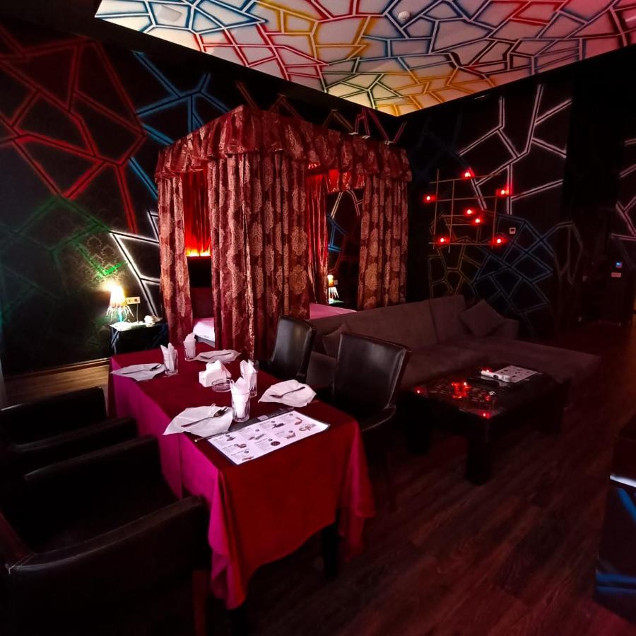 Cinema Plaza Hotel バクー エクステリア 写真