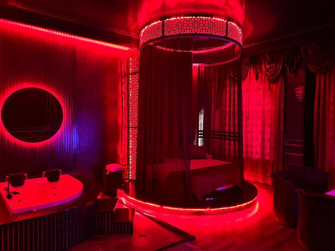 Cinema Plaza Hotel バクー エクステリア 写真