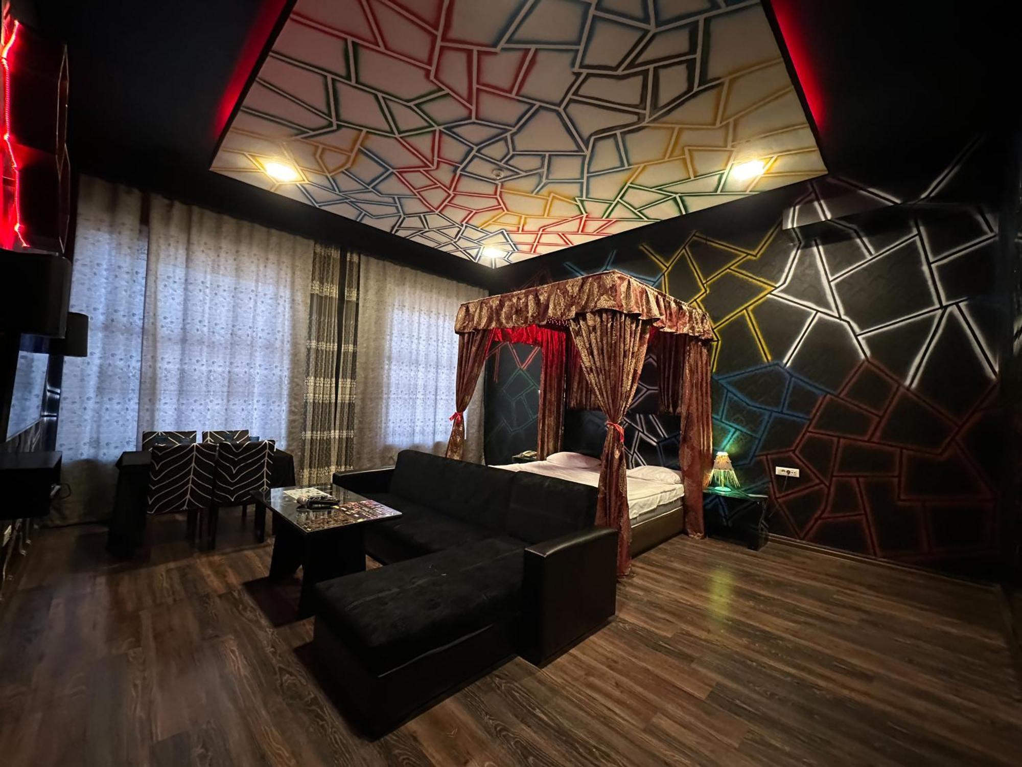 Cinema Plaza Hotel バクー エクステリア 写真