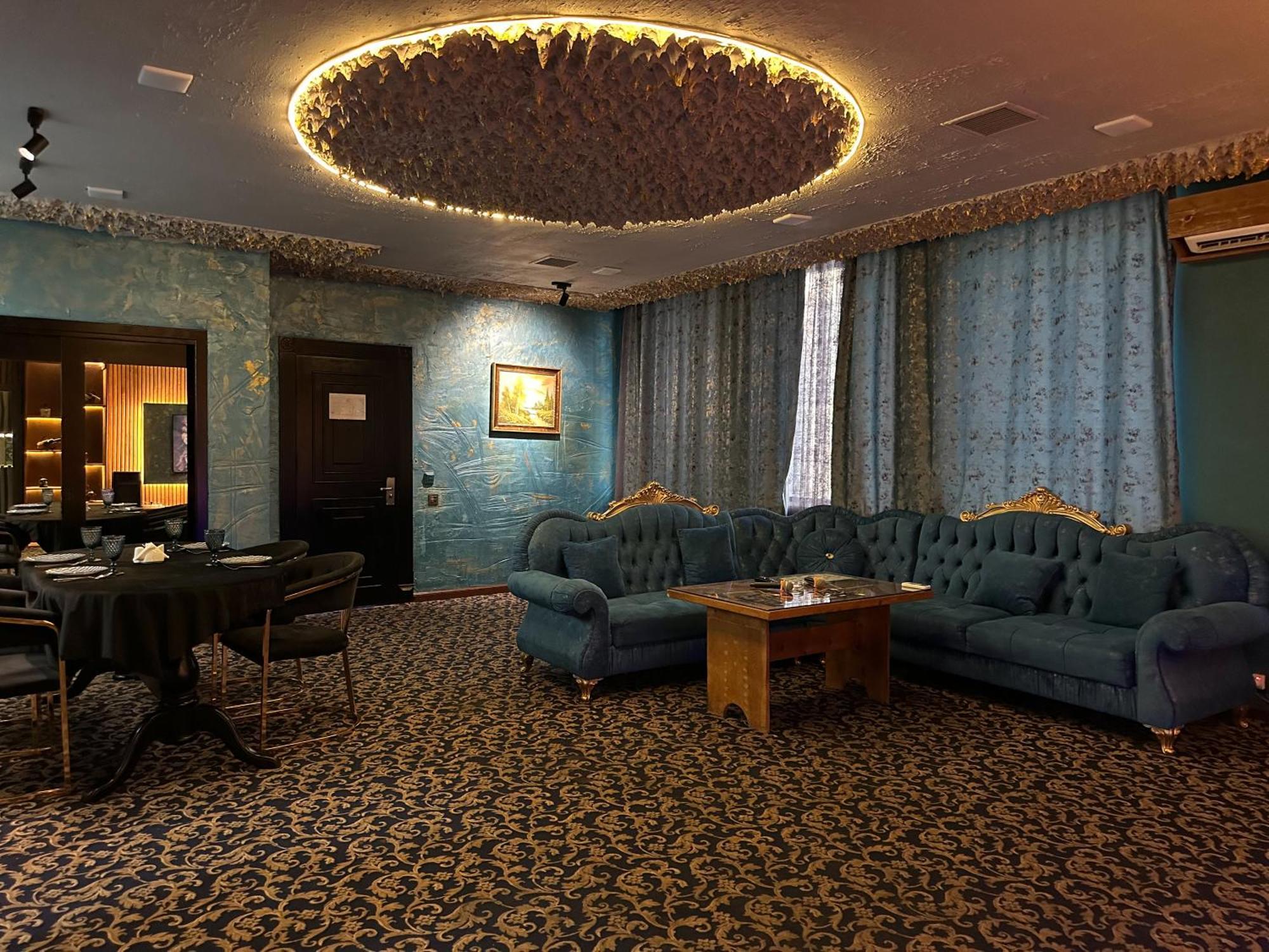 Cinema Plaza Hotel バクー エクステリア 写真