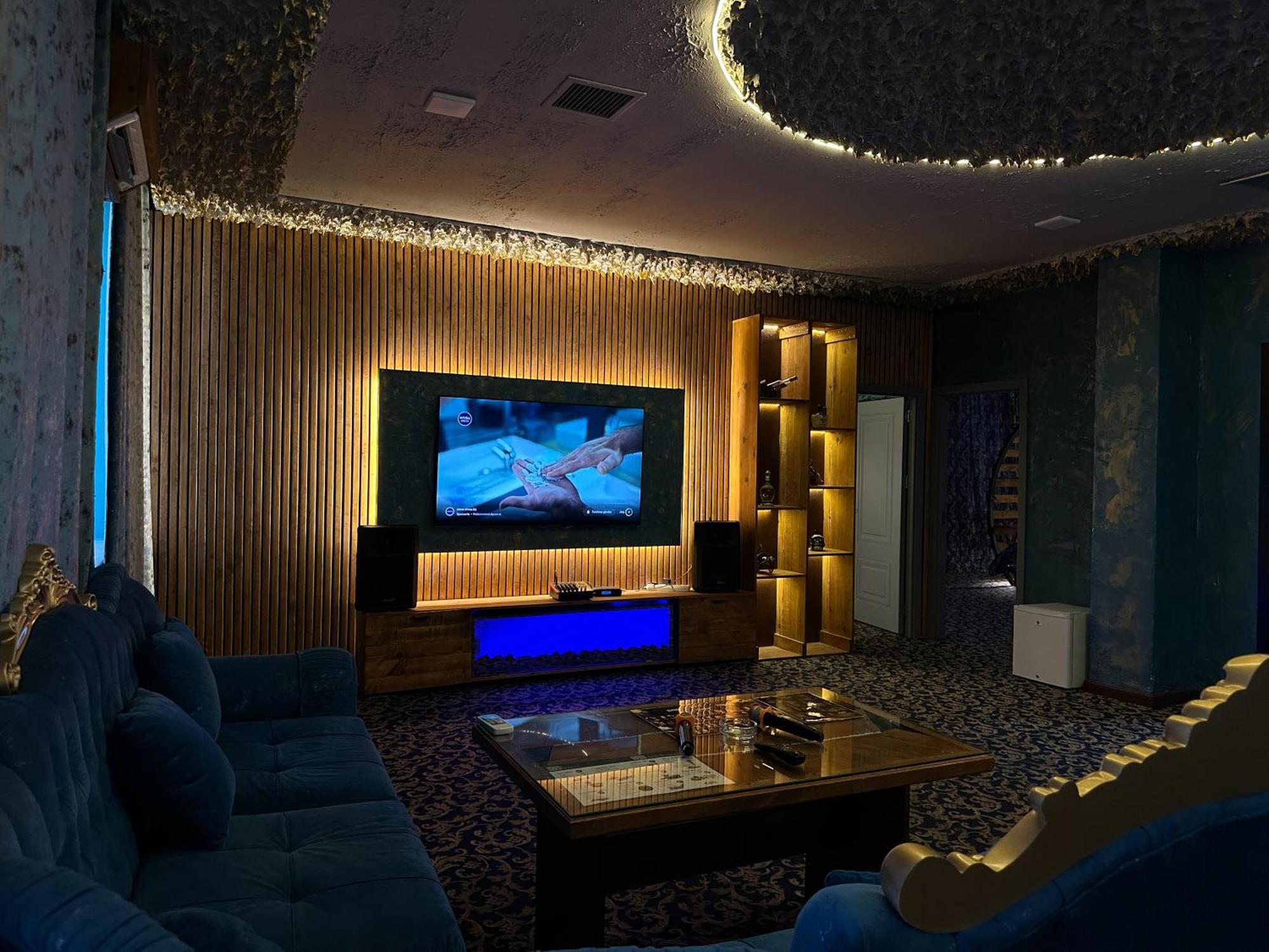 Cinema Plaza Hotel バクー エクステリア 写真