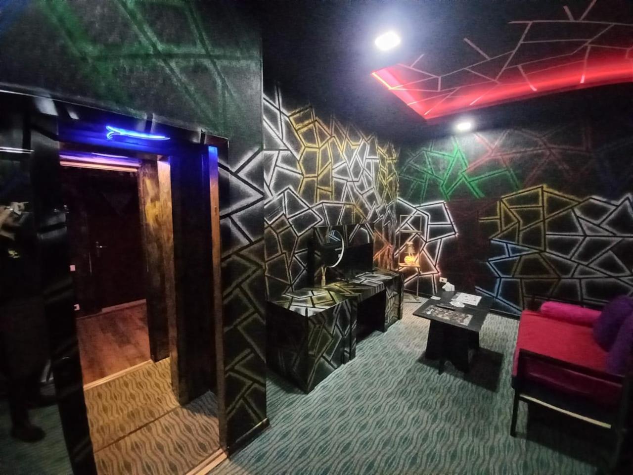 Cinema Plaza Hotel バクー エクステリア 写真